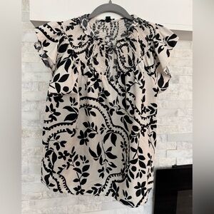 Ann Taylor Black and White Floral Blouse